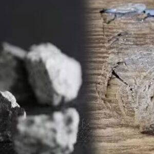 dunyadan daha eski tas evlerine dustu catiyi delip iceri girdi h9MLvxH8