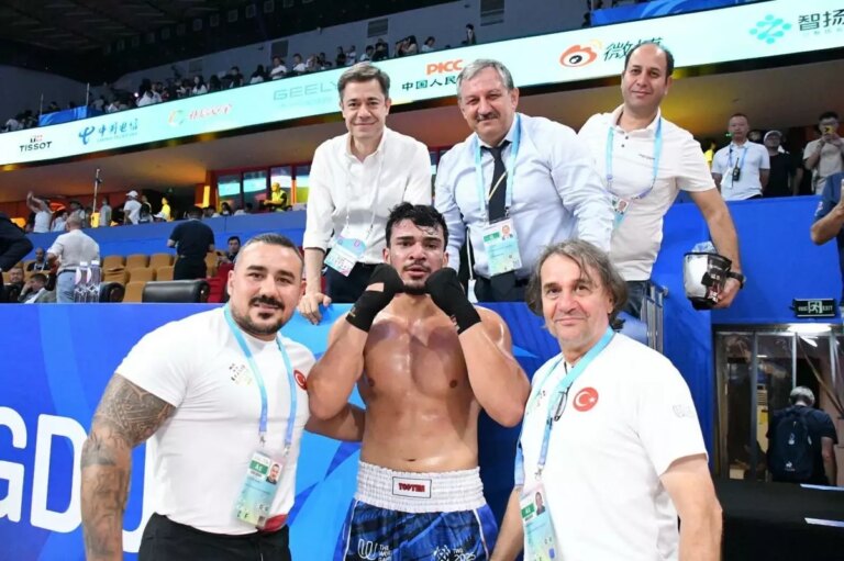 emin-ozer-dunya-oyunlarinda-gumus-madalya-kazandi-ZE8g6v1E.jpg