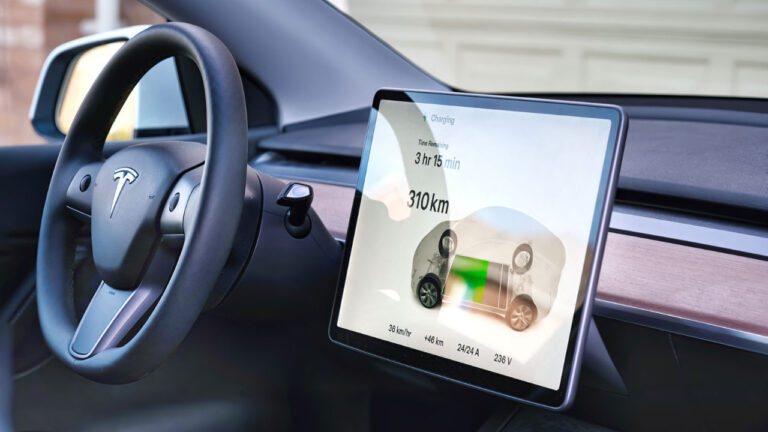 tesla-arac-ici-gorsellerinde-buyuk-bir-degisiklik-planliyor-xHMzlXKF.jpg