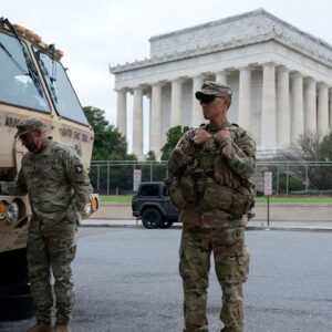 washingtona federal operasyon yuzlerce gozalti v47eHmM3