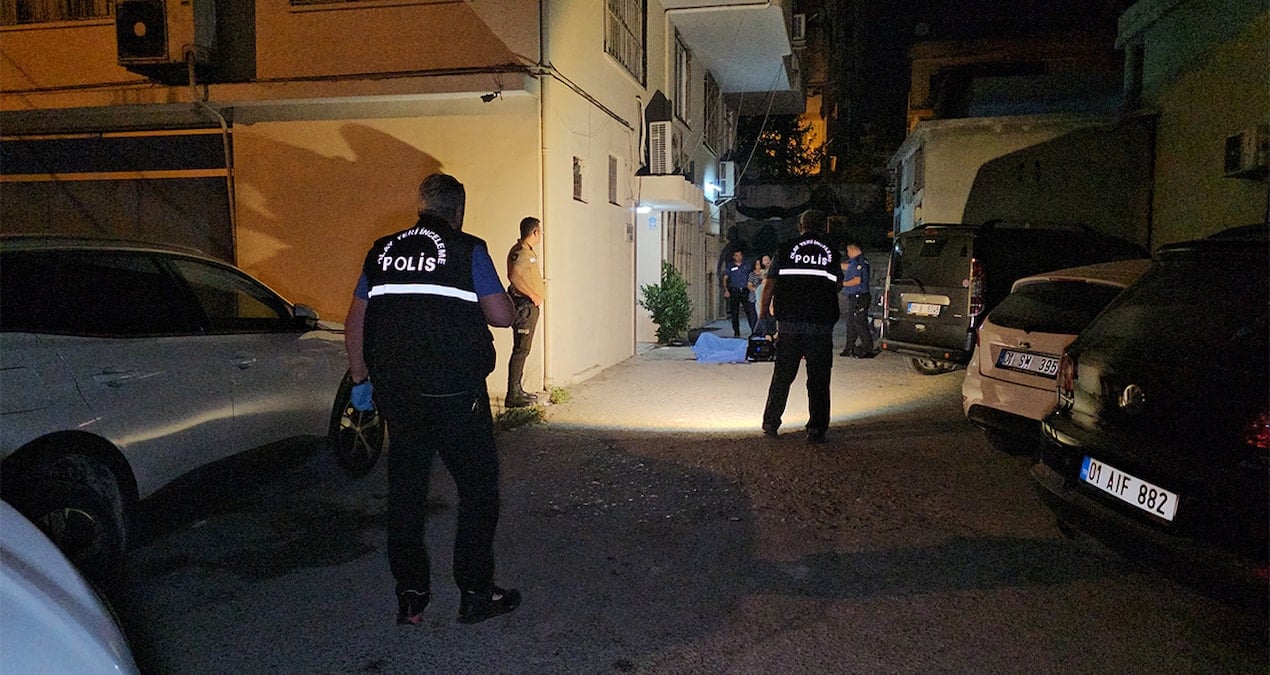 evinin onunde ugradigi silahli saldirida olduruldu mGzyeUWp