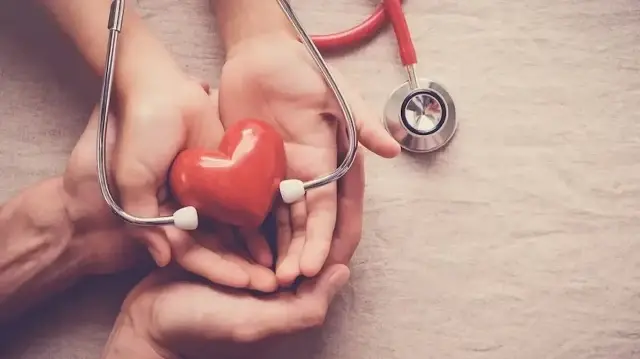 iklim degisikligi ve hava kirliligi kalp hastaliklarini artiriyor HZ844CJE