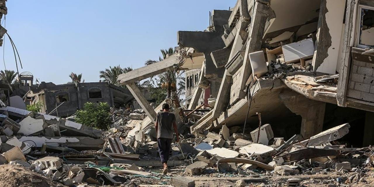 israilin saldirilari devam ediyor can kaybi 65 bin 174e cikti PCH9K8Uk