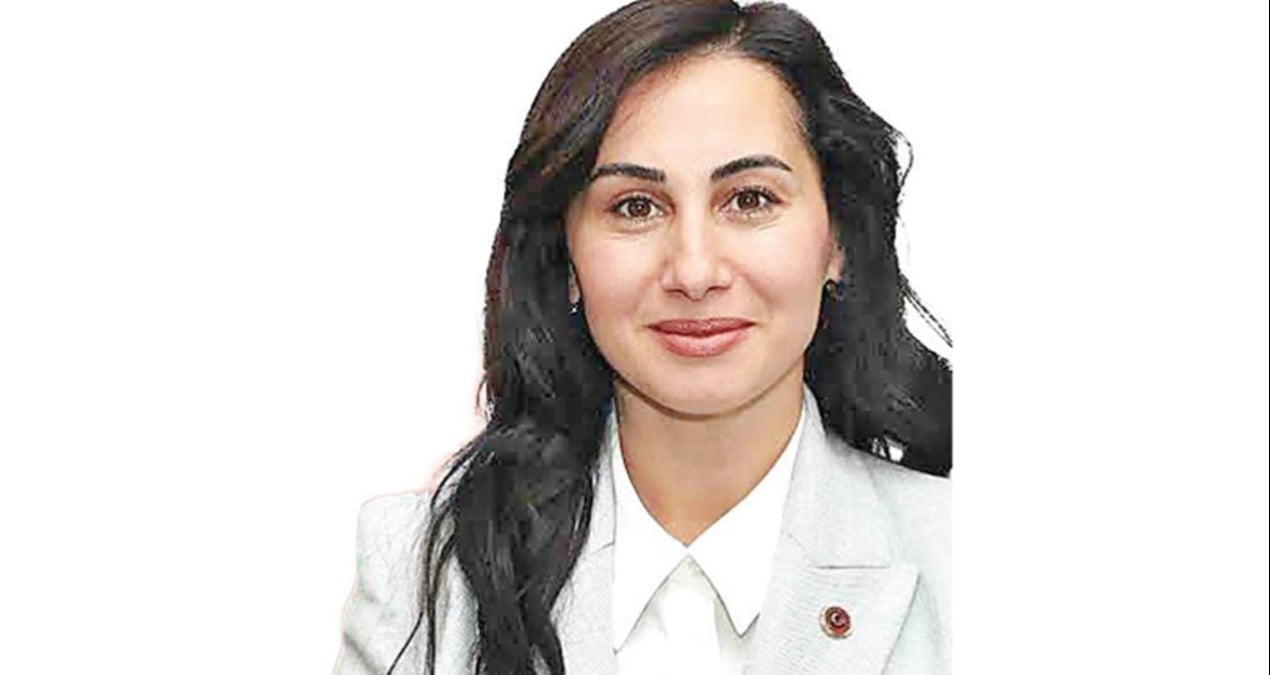 koltuga oturur oturmaz akplilere 2 ihale vermis d7MUvyss