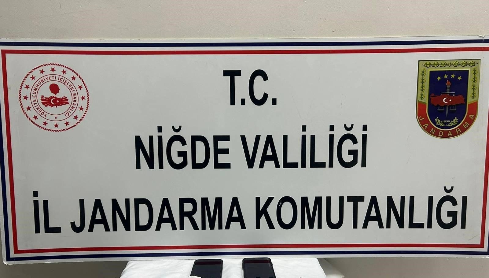 nigdede uyusturucu operasyonu 3 supheli yakalandi CnjkQsBF
