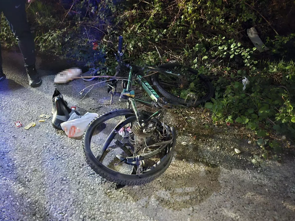 sakaryada trafik kazasinda 14 yasindaki cocuk hayatini kaybetti IQfXnNxO