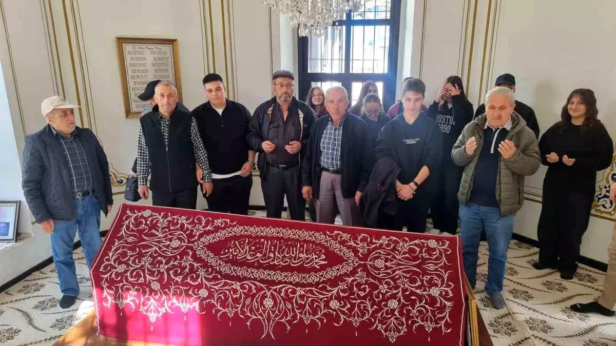 tavsanli borsa istanbul anadolu lisesinden dede torun el ele projesi ibldOgW5