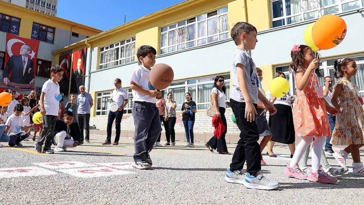 ara tatil bu hafta mi basliyor kasim ara tatil tarihi rsT6g8wk.png