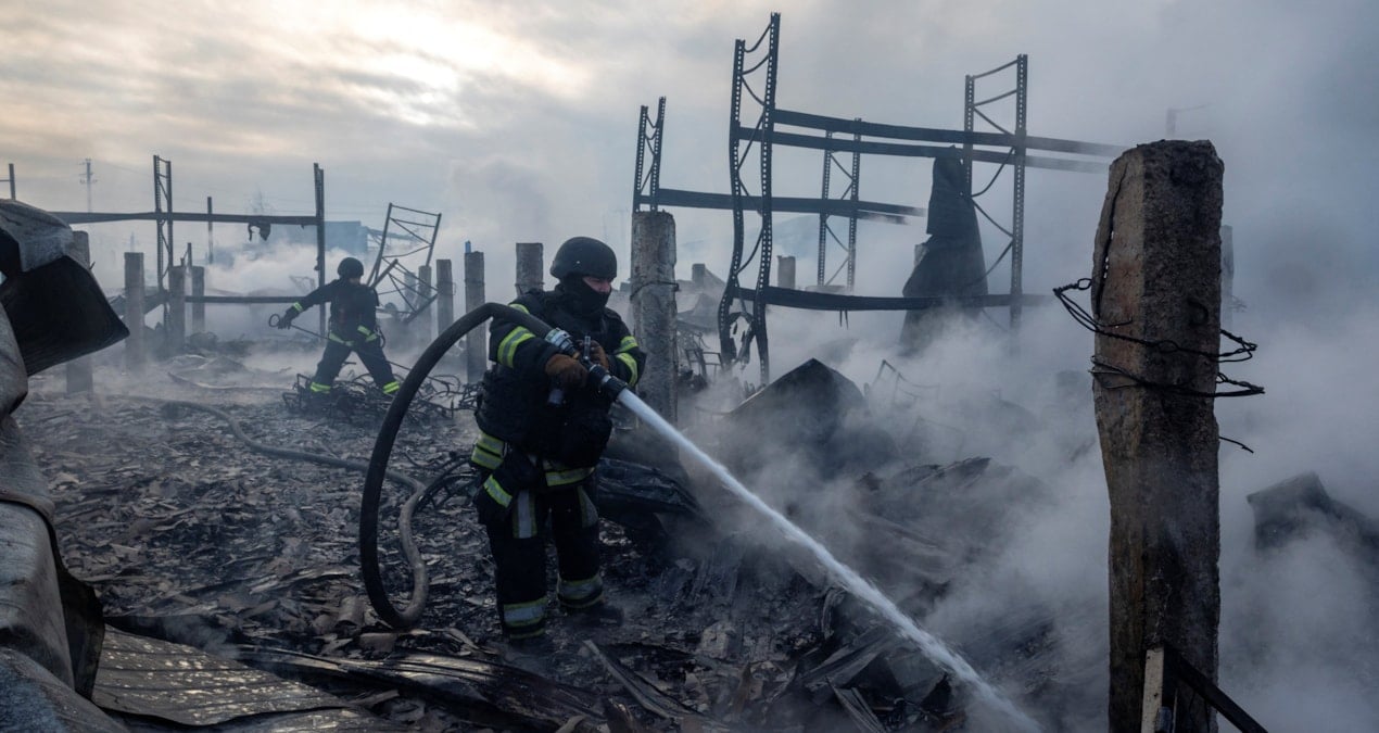 Savaşta kış, soğuk geçecek: Santraller, elektrik dağıtım merkezleri vuruldu
