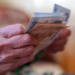 emekli-promosyonlarina-nisan-ayari-bankalar-yeni-rakamlari-duyurdu-0-JYUgFsSh