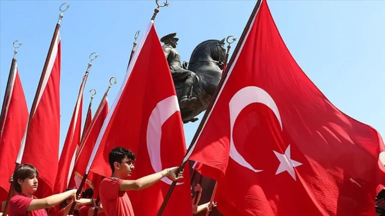 19-mayis-ataturku-anma-genclik-ve-spor-bayrami-hangi-gune-denk-geliyor-19-mayis-PFcc3MSU
