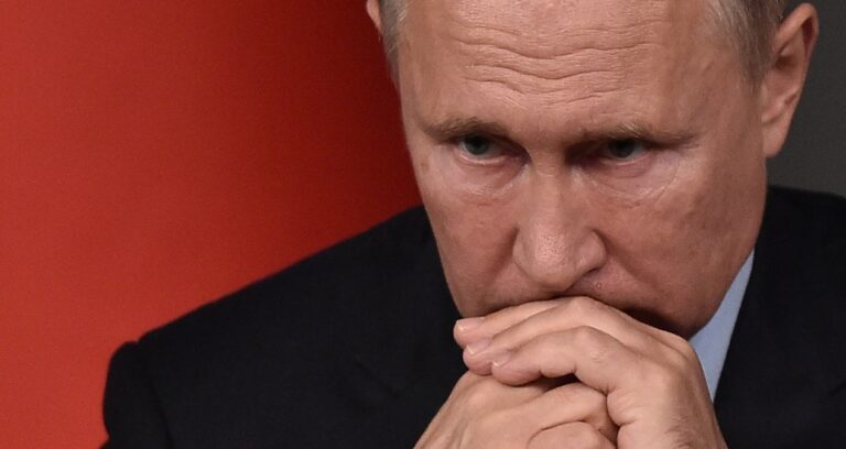 bati-meydasindan-buyuk-iddia-putin-korkusundan-siginaktan-disari-adim-atamiyor-KsgDKmKh