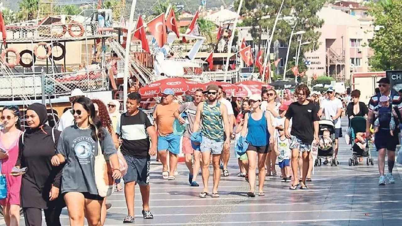Bodrumda 400 lira 100 km ilerideki marmariste 40 lira VzH93IjG